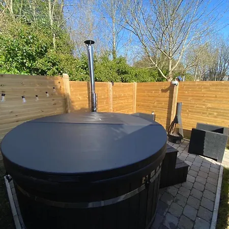 The Secret Garden - Hot Tub North Coast Stay Garvagh Exterior photo