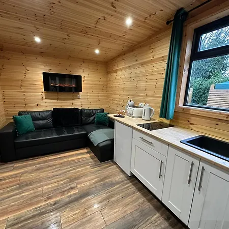 The Secret Garden - Hot Tub North Coast Stay Garvagh Exterior photo