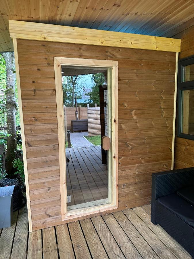 The Secret Garden - Hot Tub North Coast