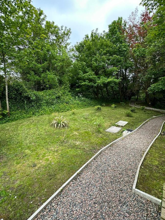 The Secret Garden - Hot Tub North Coast