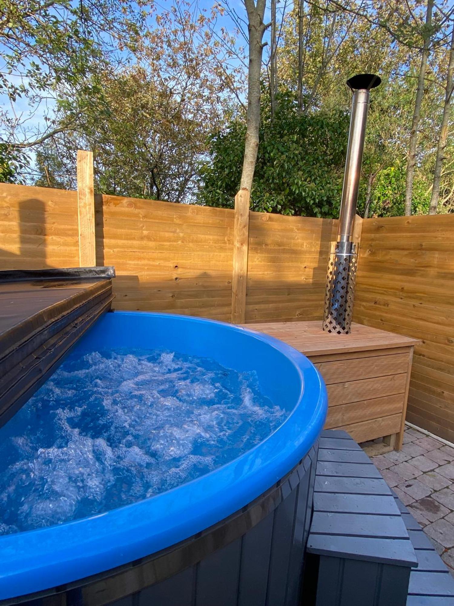 Campsite The Secret Garden - Hot Tub North Coast