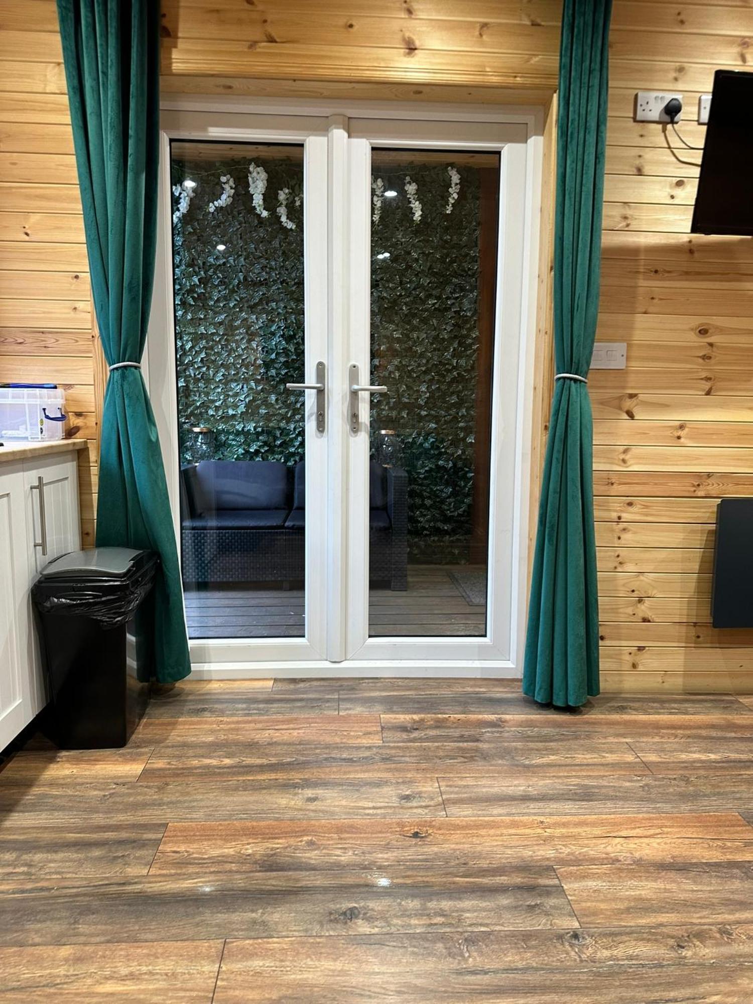 The Secret Garden - Hot Tub North Coast Garvagh