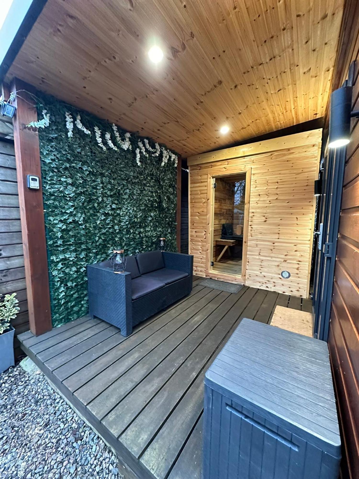 The Secret Garden - Hot Tub North Coast *