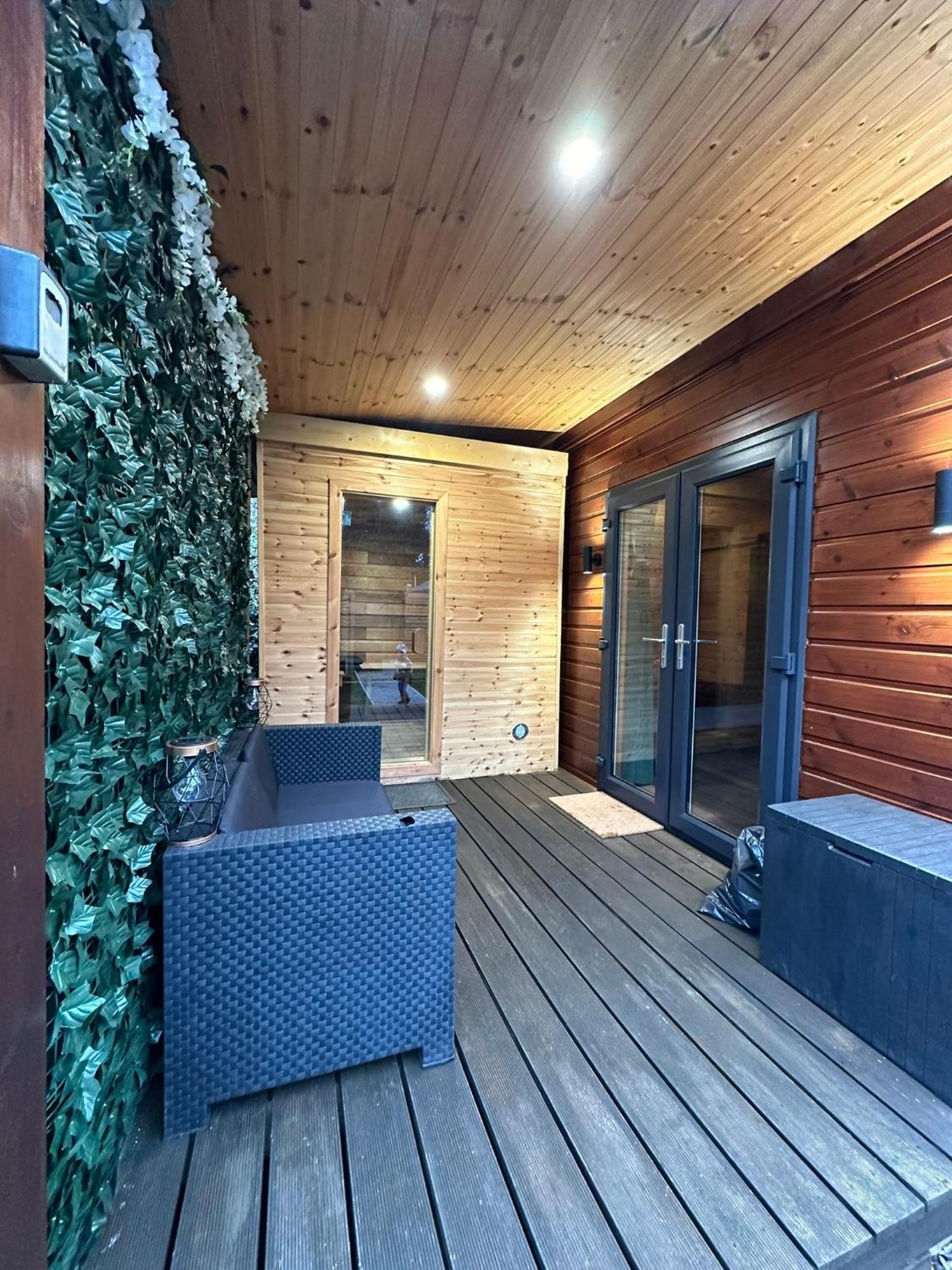 The Secret Garden - Hot Tub North Coast Campsite Garvagh